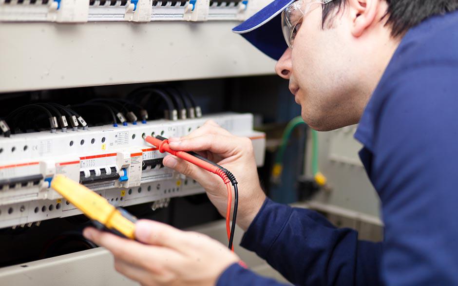 recherche travail électricien bâtiment Louveciennes