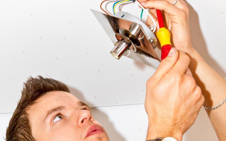 recherche travail électricien bâtiment Louveciennes